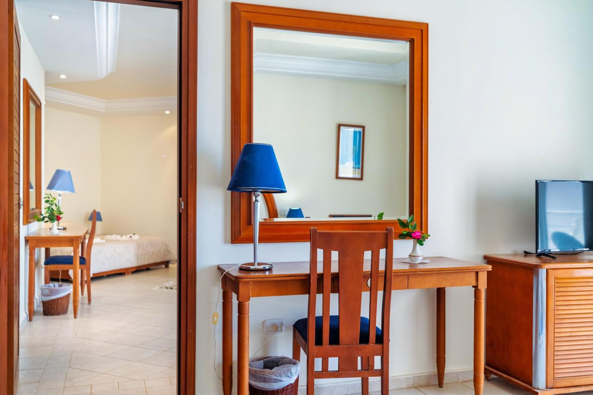 Best Time Alkantara Djerba Aghīr Eksteriør bilde